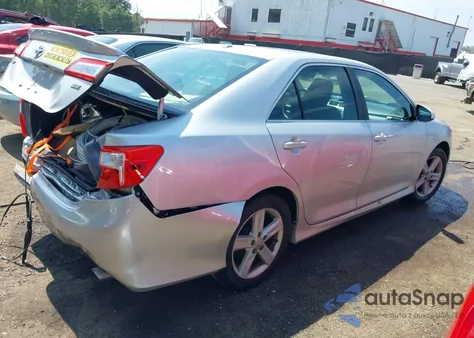 2012 Toyota Camry Se z USA, uszkodzony, nr VIN 4T1BF1FK2CU063101